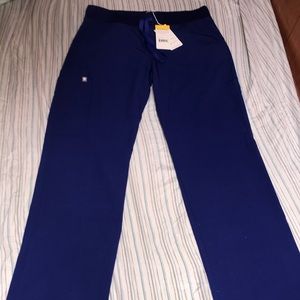 Figs Kade Cargo Scrub Pants NWT
